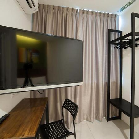 Econtel Queensbay Sungai Dua Bukit Dış mekan fotoğraf