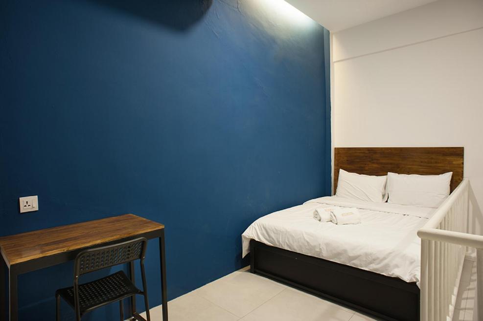 Econtel Queensbay Sungai Dua Bukit Dış mekan fotoğraf